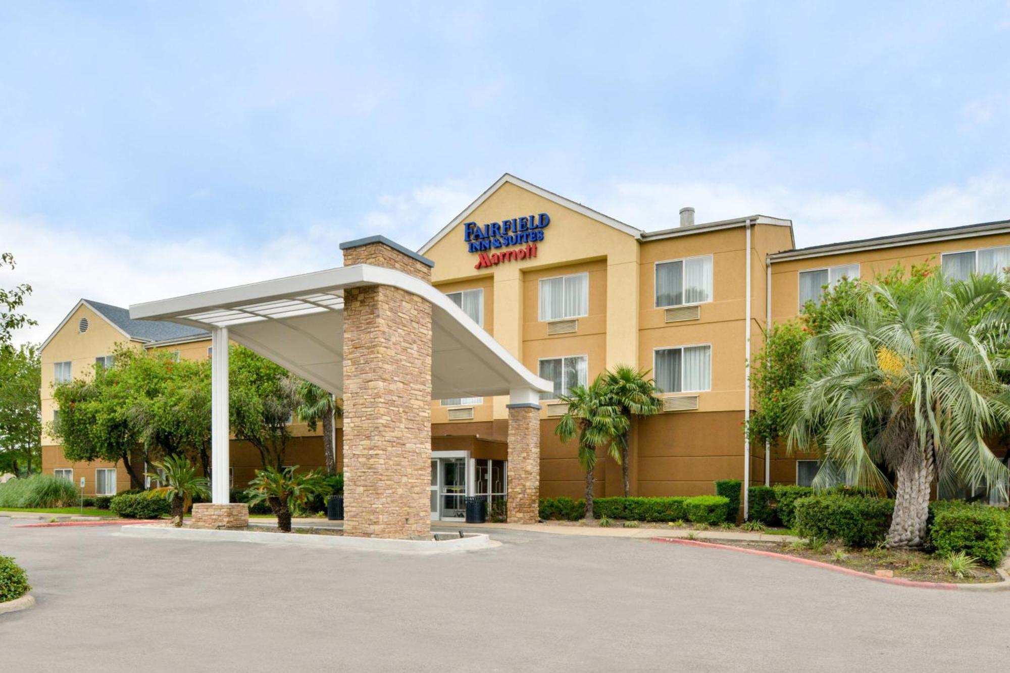 Fairfield Inn & Suites Μπόμοντ Εξωτερικό φωτογραφία
