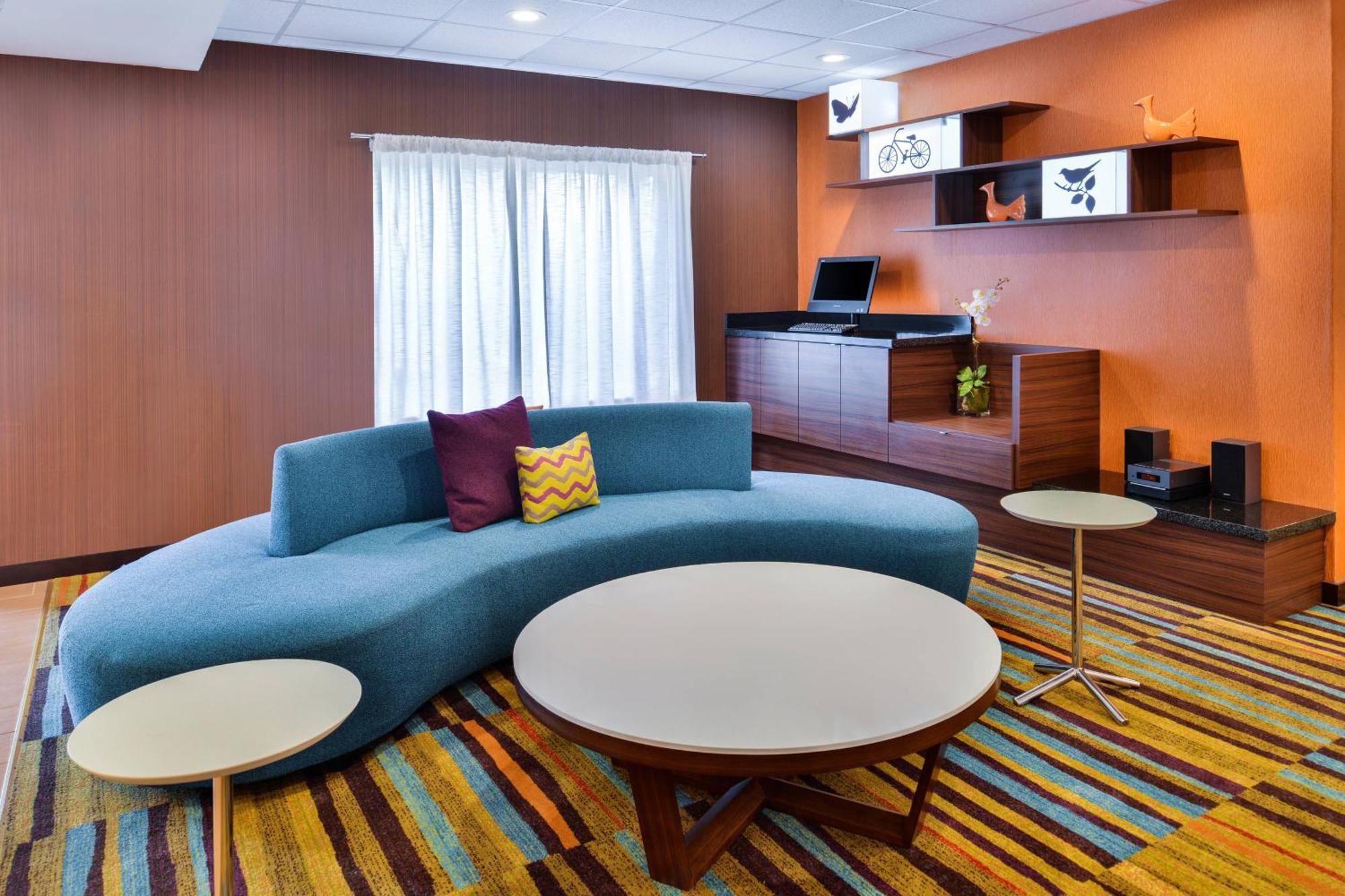 Fairfield Inn & Suites Μπόμοντ Εξωτερικό φωτογραφία