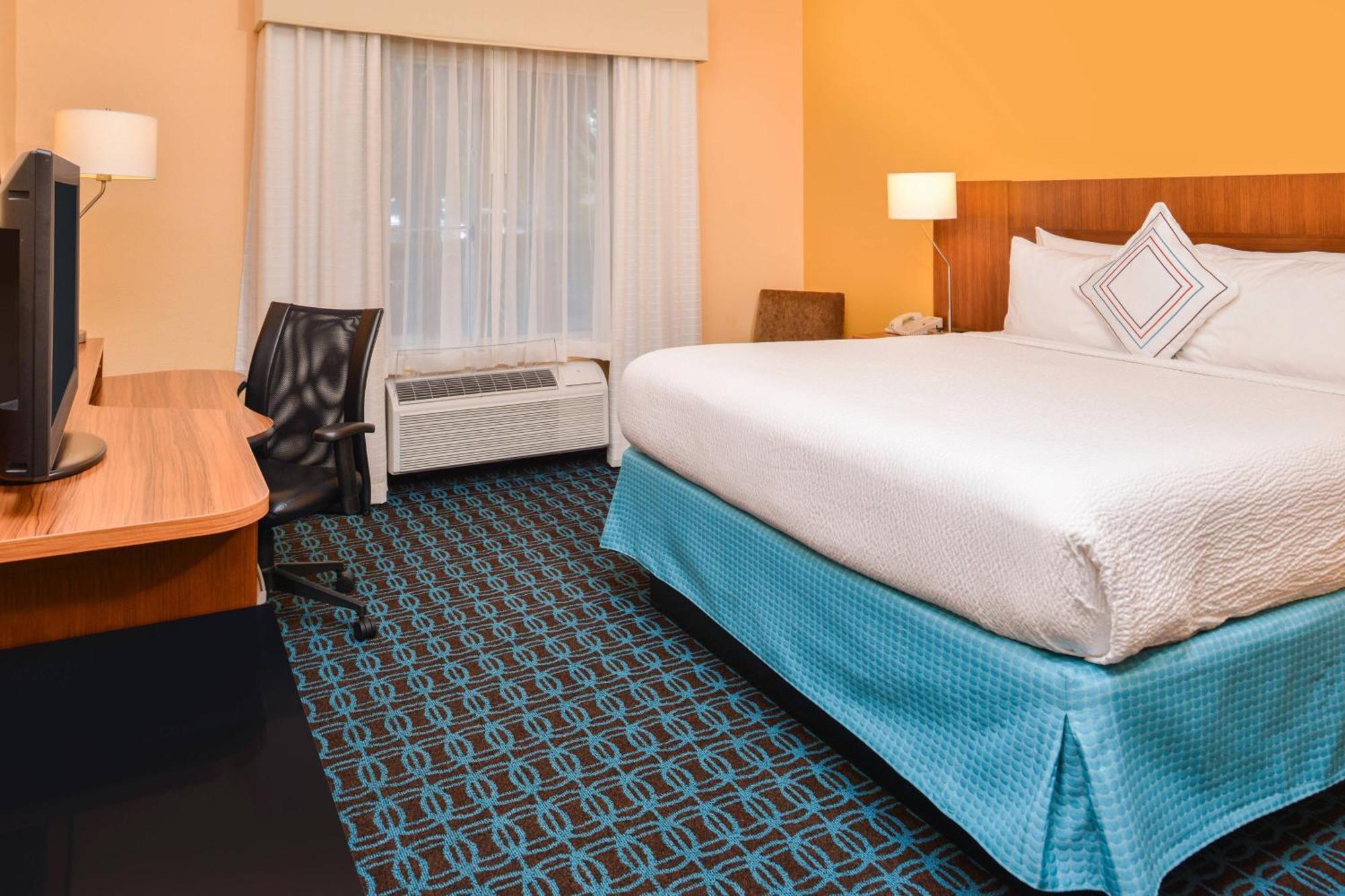 Fairfield Inn & Suites Μπόμοντ Εξωτερικό φωτογραφία
