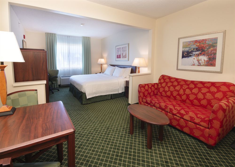 Fairfield Inn & Suites Μπόμοντ Εξωτερικό φωτογραφία