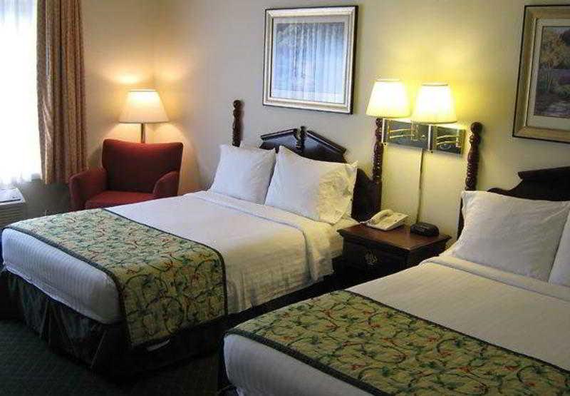Fairfield Inn & Suites Μπόμοντ Δωμάτιο φωτογραφία